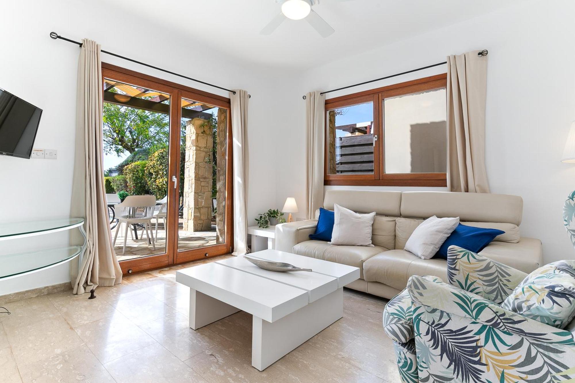 2 Bedroom Villa Destu With Private Pool And Golf Views, Aphrodite Hills Resort Kouklia Luaran gambar